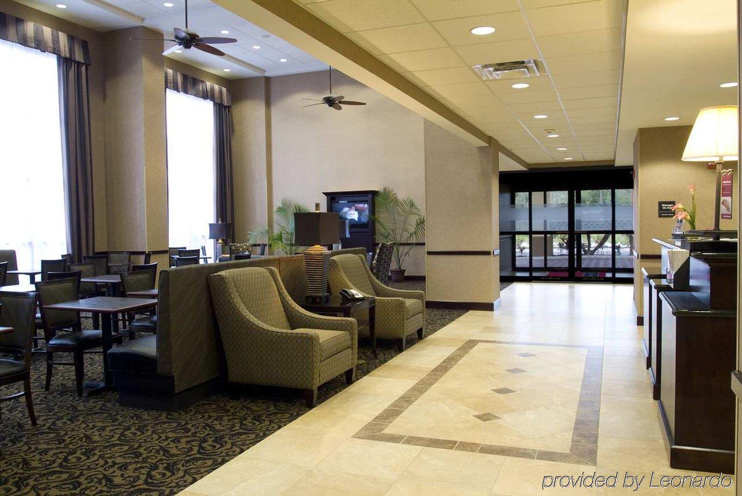 Hampton Inn & Suites Orlando-John Young Parkway/South Park Williamsburg Interior photo